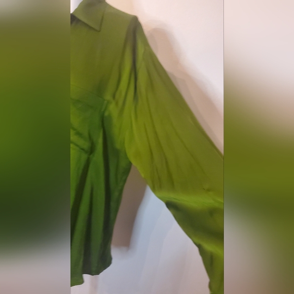 ZARA - WOMEN- size M- oversize blouse 100% viscose Button Down - Picture 8 of 10